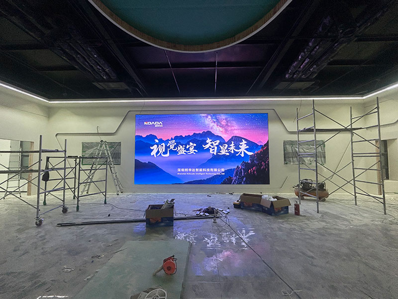 云南省昭通市昭通東站中鐵十局有限公司應用柯華達P2室內全彩LED顯示屏
