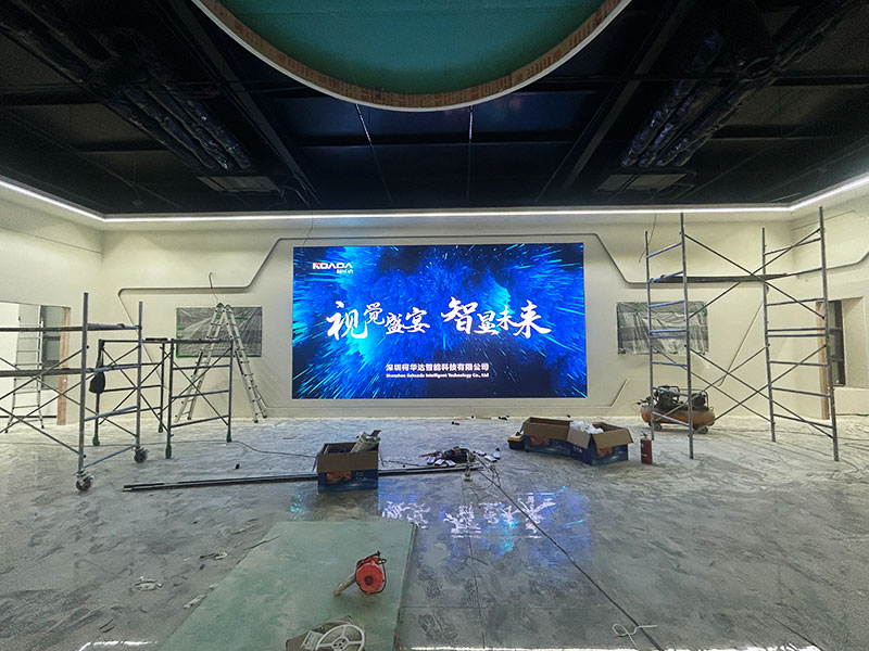 云南省昭通市昭通東站中鐵十局有限公司應用柯華達P2室內全彩LED顯示屏