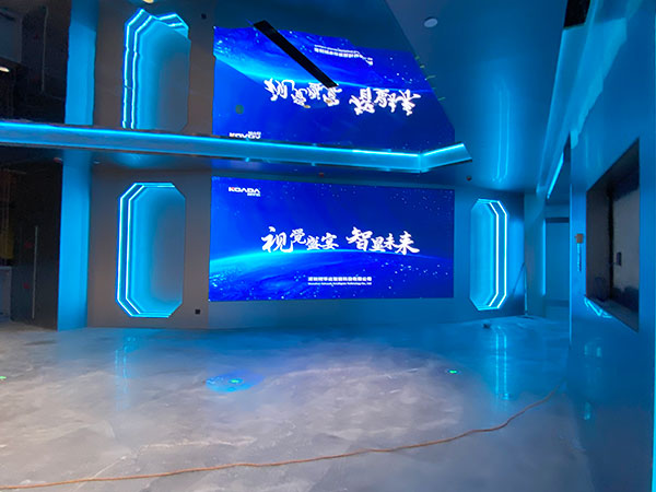 濟(jì)南 鼎冠鑫星 臺(tái)球連鎖應(yīng)用柯華達(dá)P2.5室內(nèi)全彩LED顯示屏